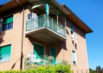 Facciata - Three-room apartment via Masaccio, 16, Varese - photo 30