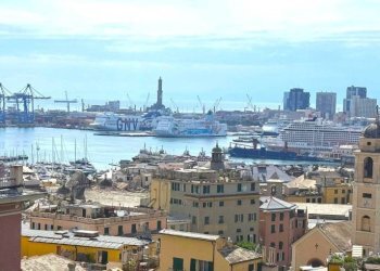 Vista - Villa corso Carbonara, 7A, Genova (zona Principe) - foto 4