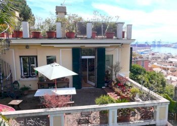Terrazzo - Villa corso Carbonara, 7A, Genova (zona Principe) - foto 5