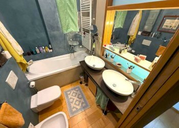 Bagno - Villa corso Carbonara, 7A, Genova (zona Principe) - foto 36