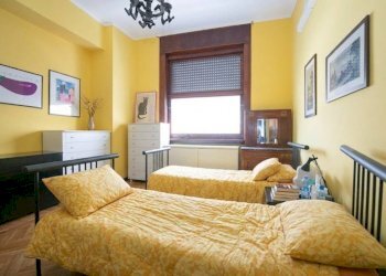 Camera da letto - Trilocale via Gabriele D'Annunzio, 2, Genova - foto 5