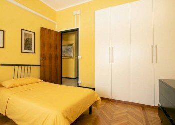 Camera da letto - Trilocale via Gabriele D'Annunzio, 2, Genova - foto 7