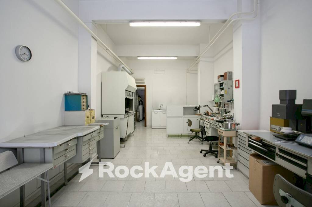 Ufficio - Negozio via Olevano Romano, 228, Roma - foto 1