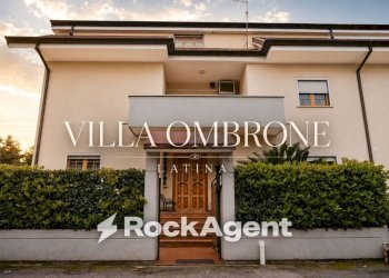 Facciata - Villa via Ombrone, 5, Latina - foto 1