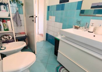 Bagno - Quadrilocale Lungomare Duca degli Abruzzi, 26, Roma (zona Lido di Ostia) - foto 16