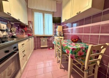 Four-room apartment Via Cristoforo Colombo, Santhià - photo 2