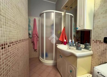 Four-room apartment Via Cristoforo Colombo, Santhià - photo 24