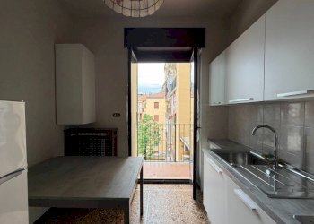 Cucina - Appartamento piazza Cristo Re, Alba - foto 3
