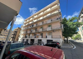 271b9565-313b-412a-8ab6-ba8127f7891d - Apartment Via Leonardo Gallucci, Catanzaro - photo 1