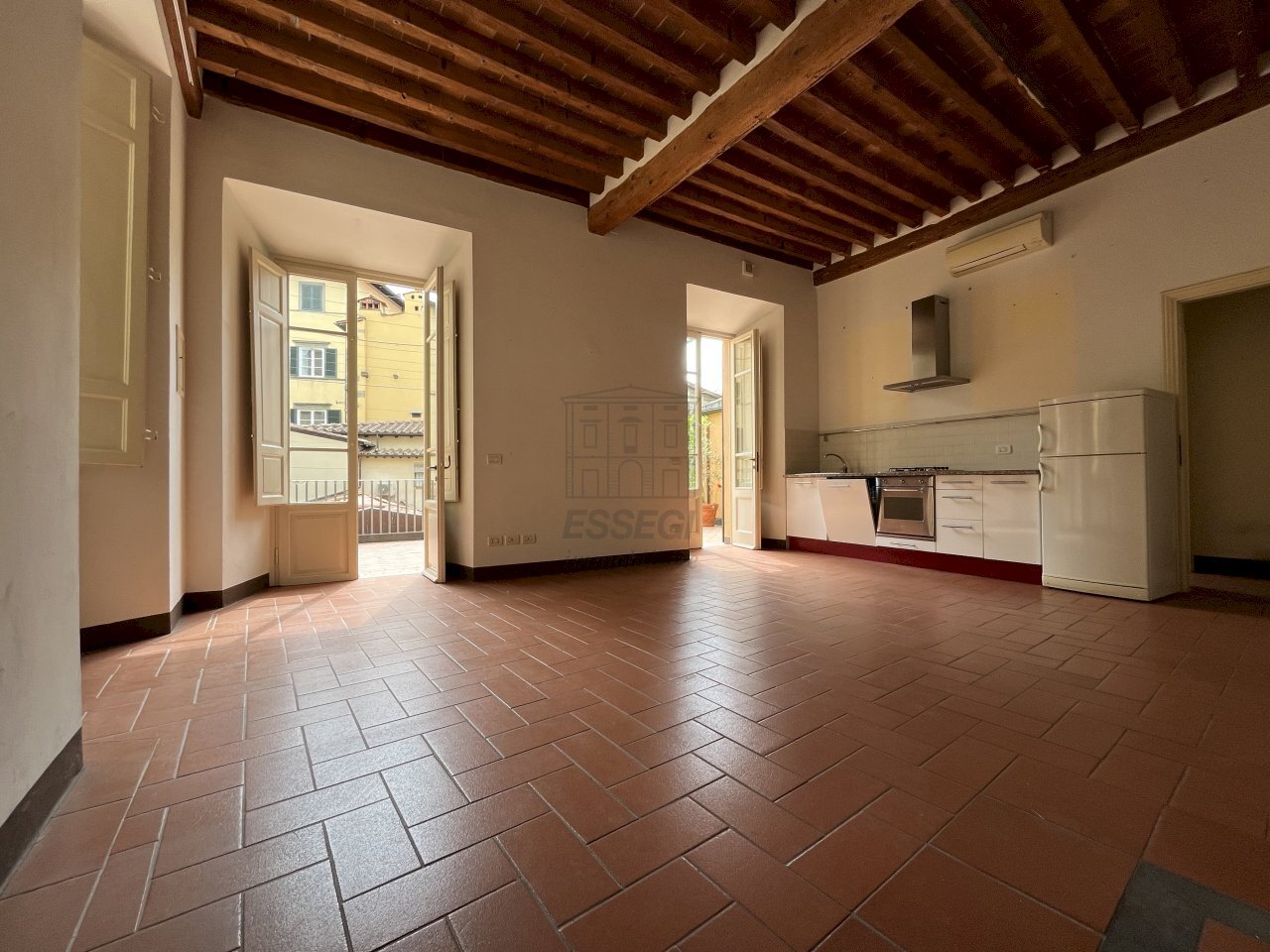 primo piano con terrazzo in centro (13) - Four-room apartment Via Buia, Lucca - photo 1