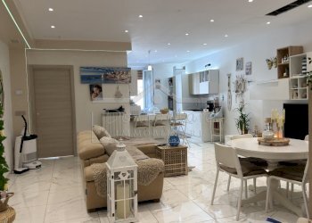 IMG_4364 - Four-room apartment Via Caduti per la Libertà 46, Vado Ligure - photo 3