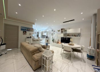 IMG_4365 - Four-room apartment Via Caduti per la Libertà 46, Vado Ligure - photo 4