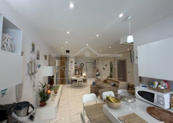 IMG_4358 - Four-room apartment Via Caduti per la Libertà 46, Vado Ligure - photo 7