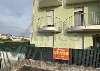 BCAF988C-3A77-4061-A90B-C18C68B542FF.jpeg - Four-room apartment Via Carlo Forlanini RO, Rovigo - photo 1