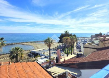 Four-room apartment Via Nino Bixio, Riva Ligure - photo 7
