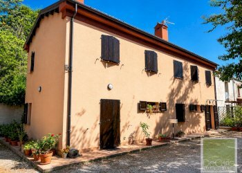 Bilocale Via Monte Ronzano, 245/A, Ancona - foto 1