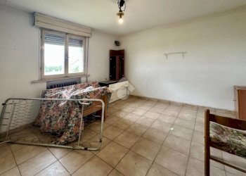 Apartment Strada reatino, Novellara - photo 25