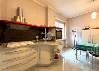 Four-room apartment Via Villadeati, Torino (neighborhood Lingotto) - photo 9
