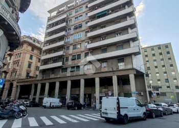 Trilocale Via Tullio Molteni, Genova (zona Sampierdarena) - foto 2