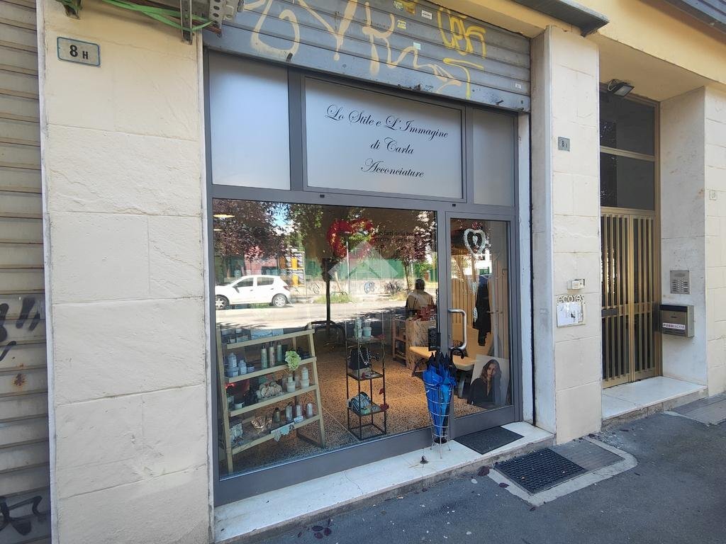 Commercial Activity Via Zacconi, Bologna (neighborhood San Donato) - photo 1