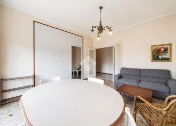 Four-room apartment Via Camillo Rondani, Parma (neighborhood Centro Storico) - photo 8