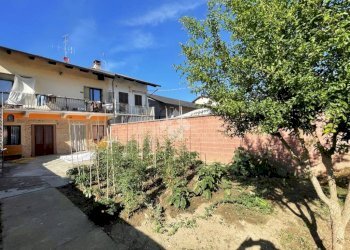 Three-room apartment Via Santa Margherita, Chivasso - photo 1