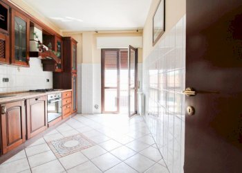 Three-room apartment Via Libia, Cormano - photo 1