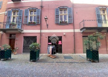 Negozio Via Maghelona, Saluzzo - foto 6