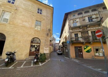 Negozio Via Maghelona, Saluzzo - foto 13