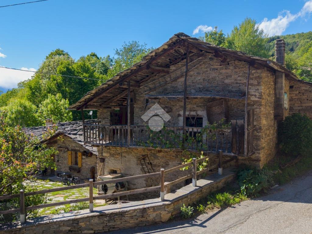 Rustic Borgata perot inferiore, Melle - photo 1