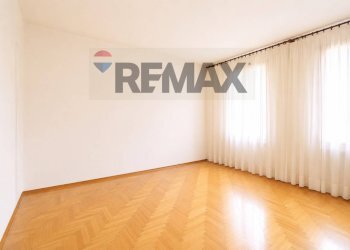 Stanza vuota - Apartment PIAZZA MAZZINI
 
18, Asiago - photo 13