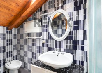 Bagno - Four-room apartment VIA KROITZLE, Roana - photo 12