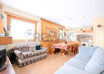 Sala da pranzo - Casa semi indipendente VIA ZEBIO
37, Roana - foto 8