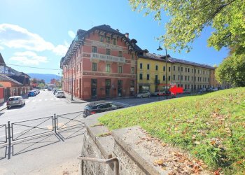 Edificio all\'aperto - Office VIA VERDI
 
25, Asiago - photo 1