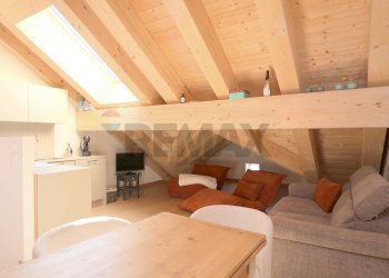 Sala da pranzo - Semi-detached Villa VIA CAVOUR
 
32, Asiago - photo 9