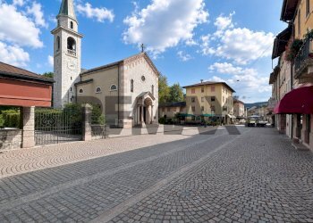 Edificio all\'aperto - Semi-detached Villa VIA CAVOUR
 
32, Asiago - photo 2