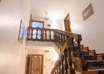 Scale - Hotel VIA ROMA
5, Roana - photo 12