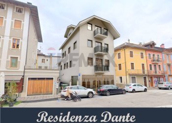 Edificio all\'aperto - Shop via dante alighieri
19, Asiago - photo 1
