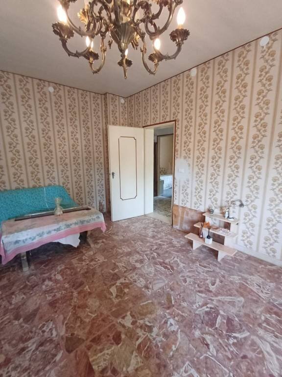 Camera da letto - Appartamento via Achille Grandi, Novi di Modena - foto 2