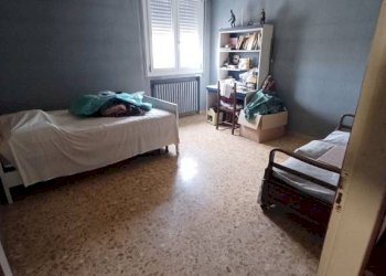 Camera da letto - Appartamento via Achille Grandi, Novi di Modena - foto 6