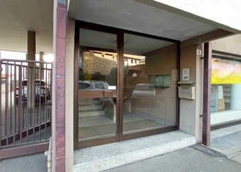 Interno non residenziale - Four-room apartment via Antonio Gramsci, 26, Borgomanero - photo 2