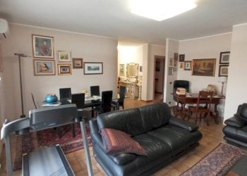 Salone - Four-room apartment via Antonio Gramsci, 26, Borgomanero - photo 9