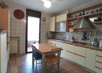 Cucina - Four-room apartment via Antonio Gramsci, 26, Borgomanero - photo 13