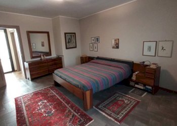 Camera da letto - Four-room apartment via Antonio Gramsci, 26, Borgomanero - photo 35
