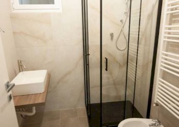 Bagno - Appartamento piazza delle Vigne, Genova (zona Centro Storico) - foto 9