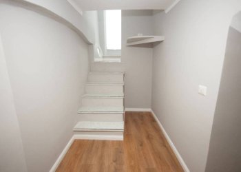 Scala - Appartamento piazza delle Vigne, Genova (zona Centro Storico) - foto 10