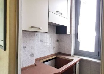 Cucina - Bilocale via Emilio Brusa, 48, Torino (zona Lucento) - foto 5