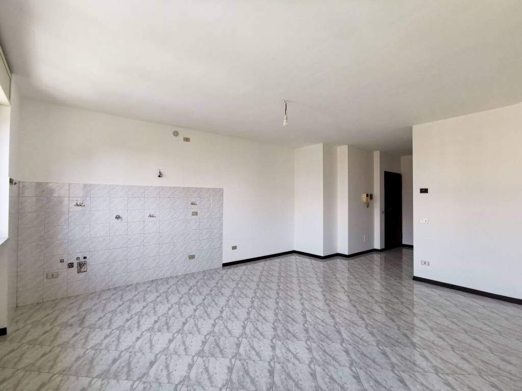 Cucina - Trilocale via San Marchese, 36/3, Venaria Reale - foto 1