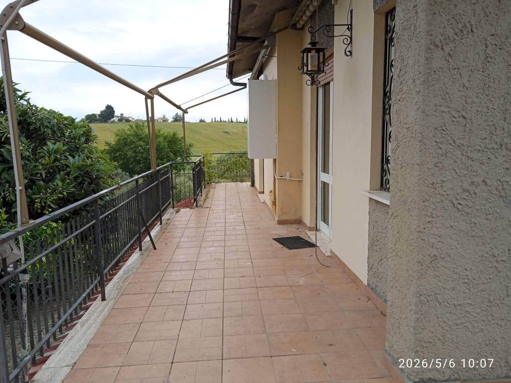 Terrazzo - Three-room apartment via Ternana, Fara in Sabina - photo 1