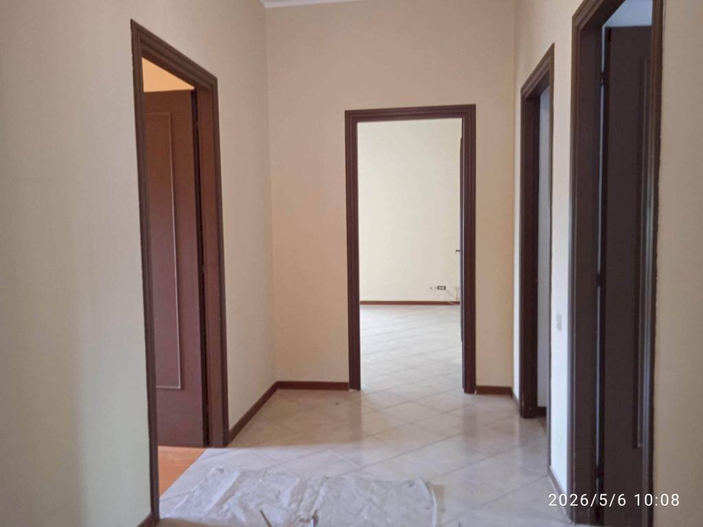 Corridoio - Three-room apartment via Ternana, Fara in Sabina - photo 3